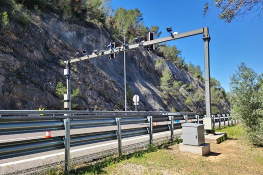 El proyecto CRETA prueba en Barcelona las ventajas de un nuevo sistema para reducir la congestión y las emisiones en el tráfico rodado