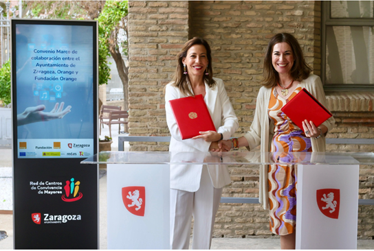 El Ayuntamiento de Zaragoza, Orange y la Fundación Orange impulsarán la alfabetización digital de los zaragozanos a través de talleres gratuitos