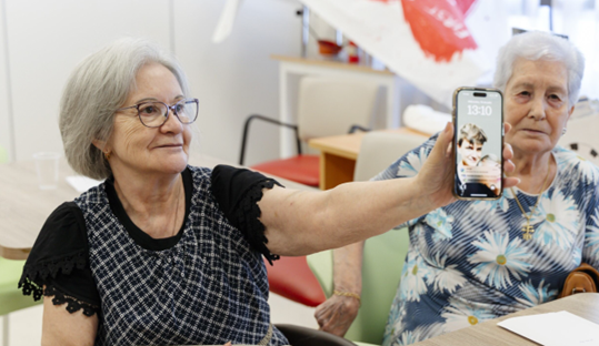 Más de 8.000 personas refuerzan sus competencias digitales gracias al programa “Reto Rural Digital”  de la Fundación Orange