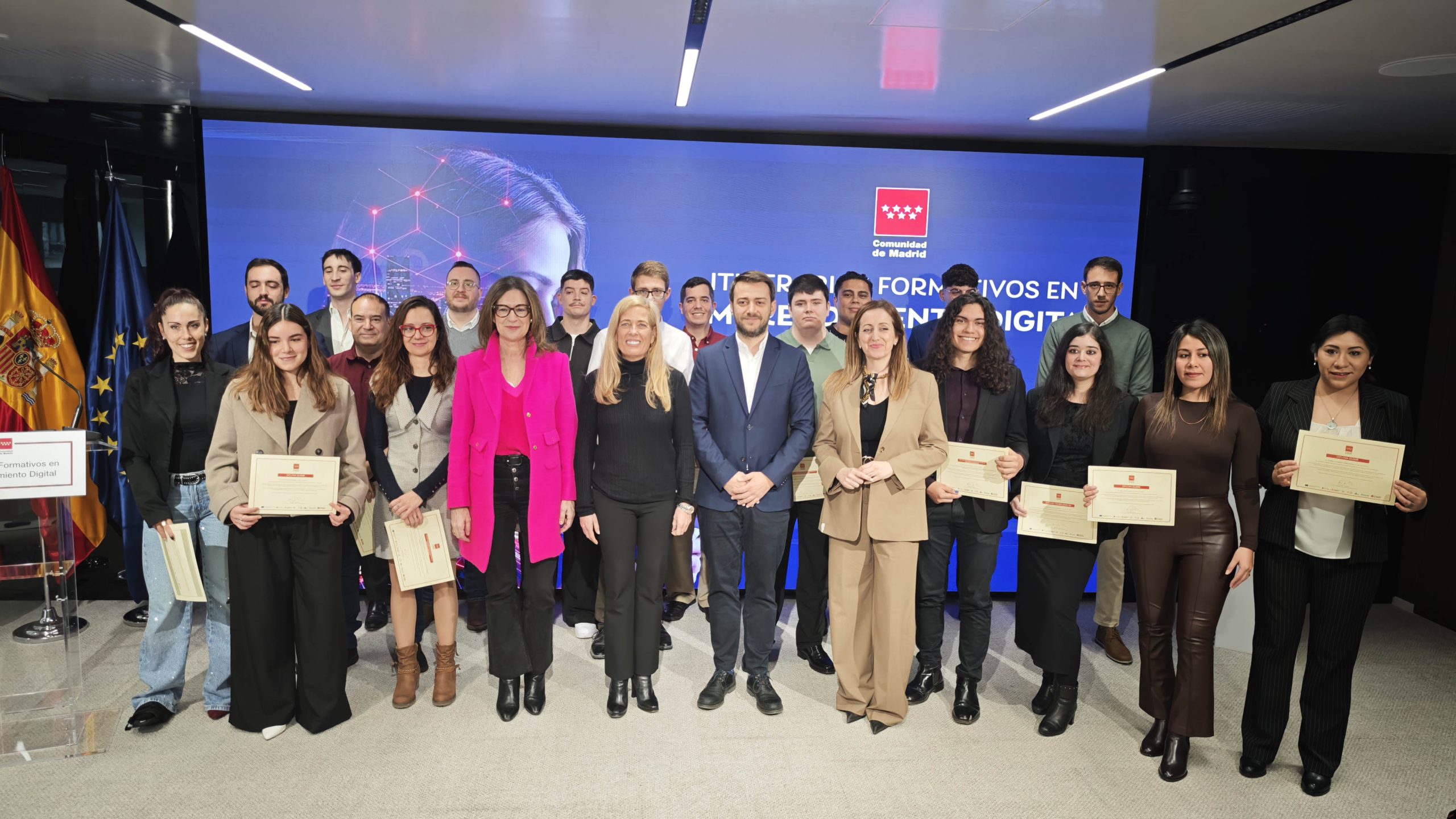 La Comunidad de Madrid, Orange y Mainjobs ya han formado a más de 10.000 residentes en Madrid sobre IA y otras tecnologías y herramientas digitales para impulsar el emprendimiento y empleabilidad 