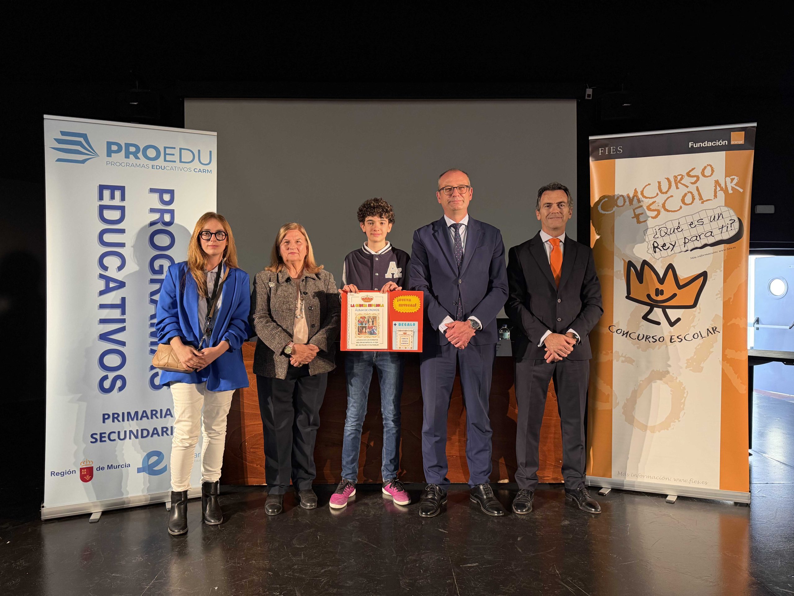 Un alhameño de 2º de E.S.O. gana la 45ª edición del concurso “¿Qué es un rey para ti?” en la Región de Murcia