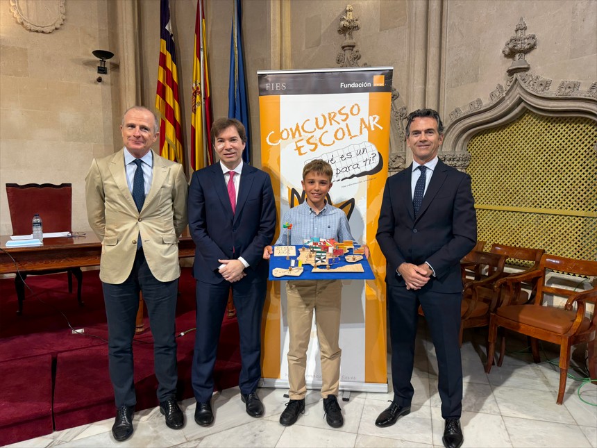 Un maonés de 6º de Primaria gana la 45ª edición del concurso “¿Qué es un rey para ti?” en las Illes Balears